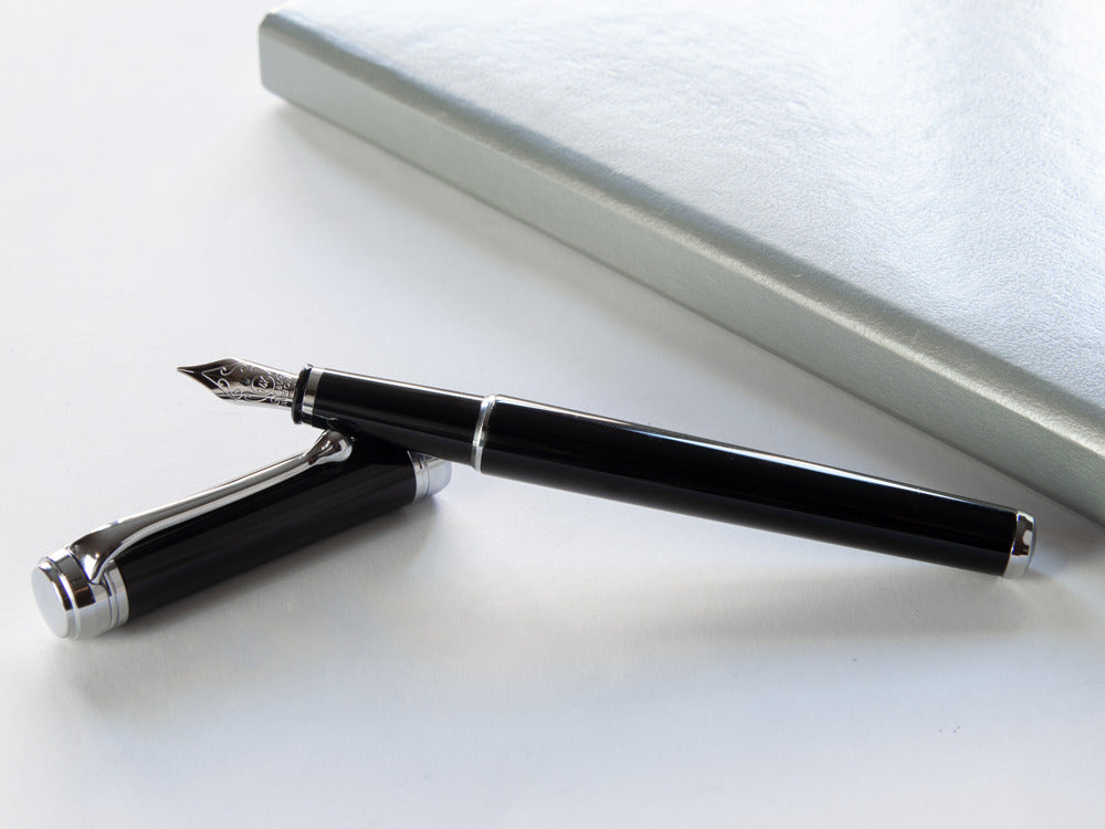 Pluma Estilográfica Aurora Talentum Finesse - Resina Negra - D13N