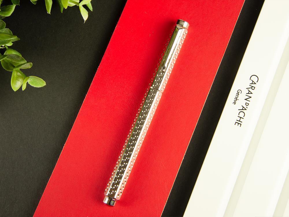 Pluma Estilográfica Caran d´Ache Ecridor Golf, Paladio, Plata, 958.516