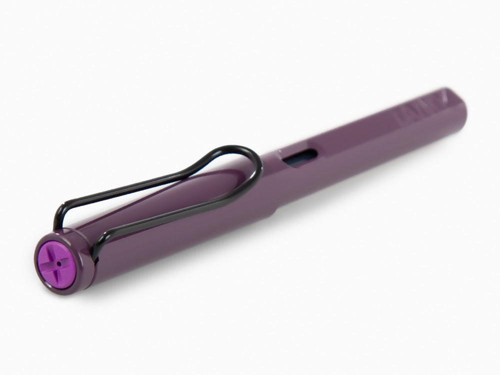 Pluma Estilográfica Lamy Safari Violet Blackberry, Resina Negra, 1238385