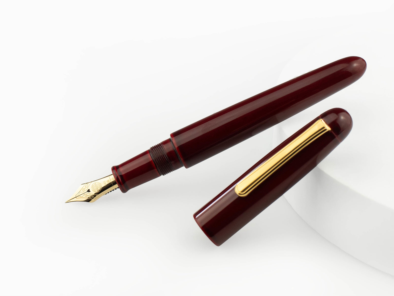 Estilográfica Nakaya Writer Portable, Aka Tamenuri, Laca Urushi, Metal