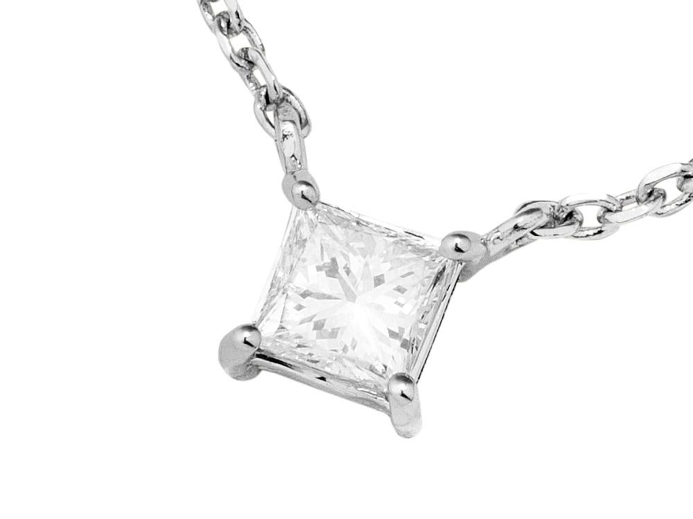 Solitario Colgante Princesa de Oro Blanco 18K de 0.5 ct, PW11678D