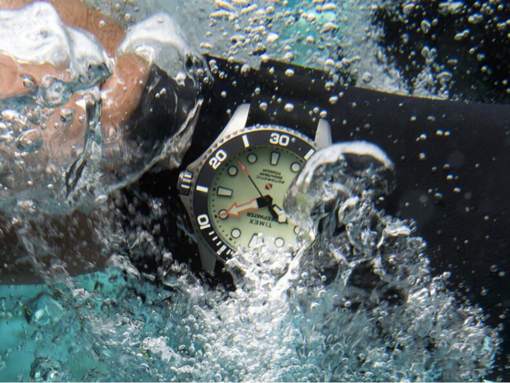 Reloj Automático Timex DeepWater Meridian 300 HEV, Titanio, 44 mm, TW2Y48300