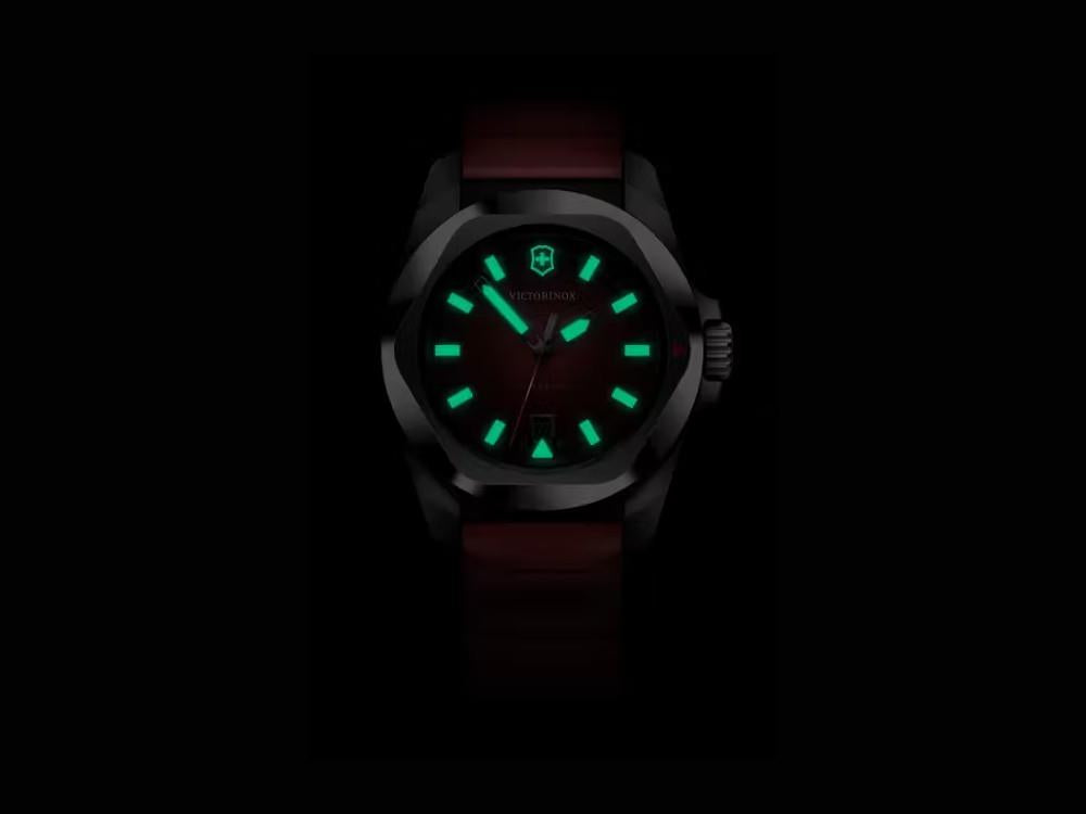 Reloj de Cuarzo Victorinox I.N.O.X., Acero Inoxidable 316L, Rojo, 41 mm, V242029