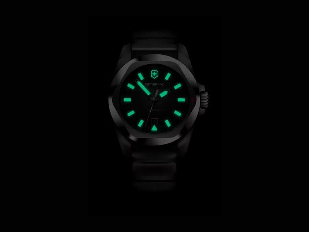 Reloj de Cuarzo Victorinox I.N.O.X., Acero Inoxidable 316L, Azul, 41 mm, V242031