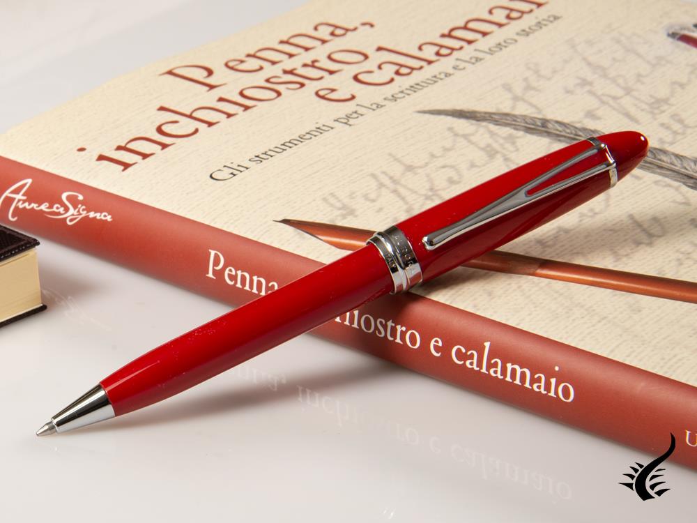 Bolígrafo Aurora Ipsilon, Resina roja, Adornos cromados, B32CR