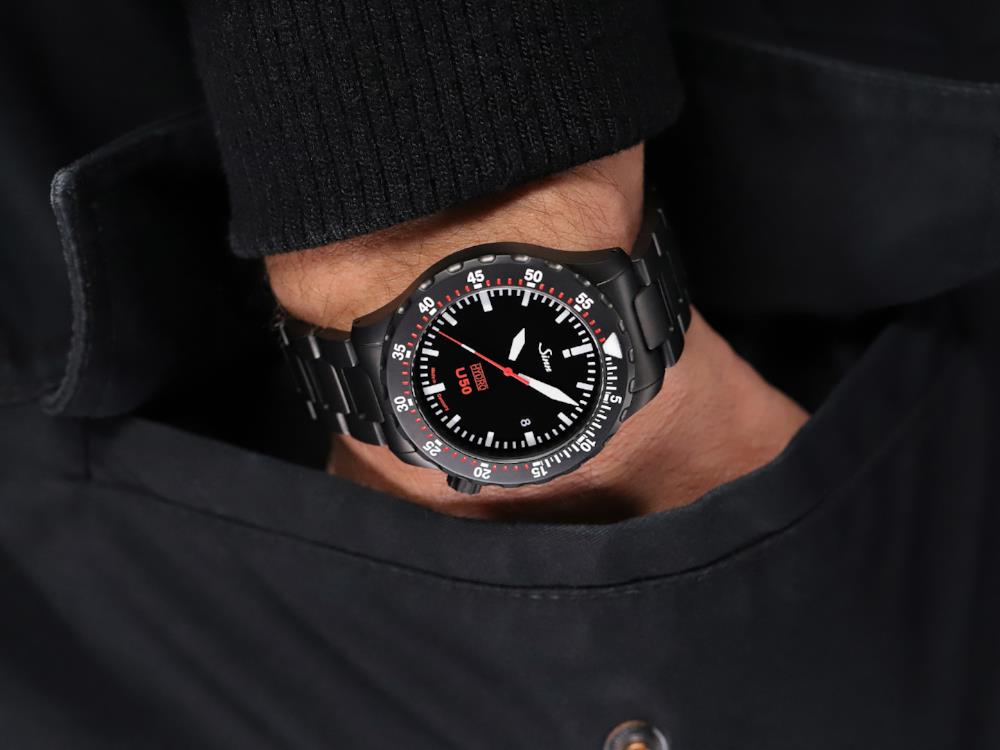 Reloj de Cuarzo Sinn U50 HYDRO S, Acero de submarino- PVD, Negro, 1051.020