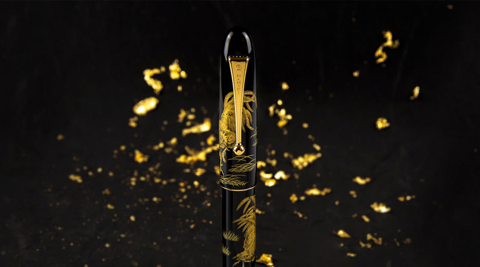 Chinkin: el arte japonés de dar alma a las plumas