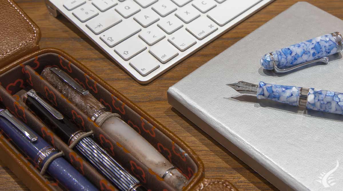 5 plumas para una vuelta a la oficina placentera