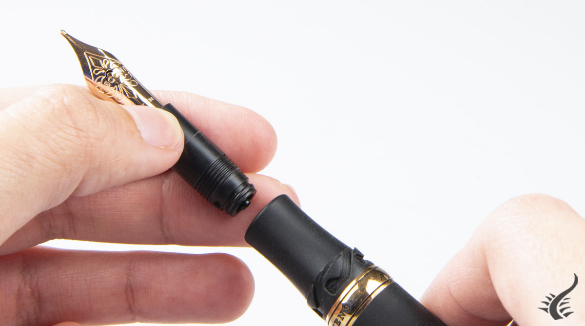 ¿Puedo cambiar los plumines de mi estilográfica?