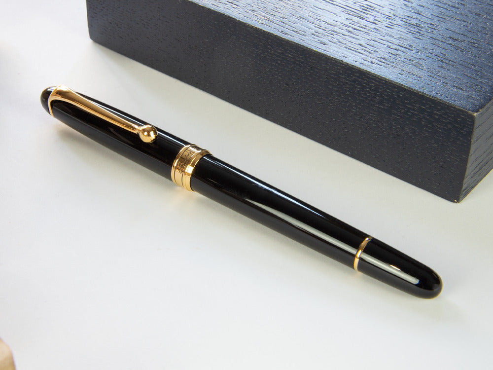 Pluma Estilográfica Aurora 88 Small, Resina, PVD Oro, 810