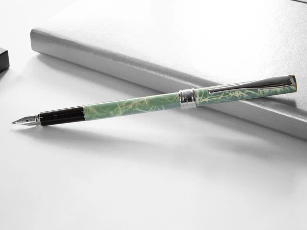 Estilográfica Aurora Magellano, Laca, Adornos Cromados, Azul, A18CA