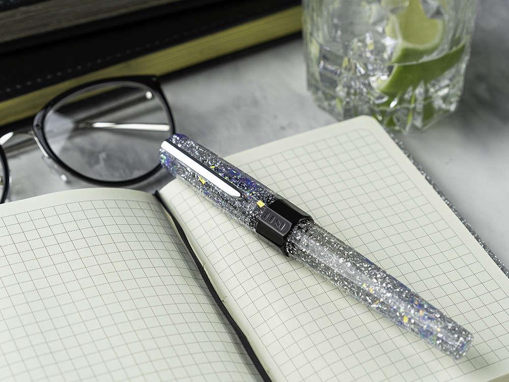 Pluma Estilográfica Benu Euphoria Vodka On The Rocks, Plata, 05.2.10.5.0