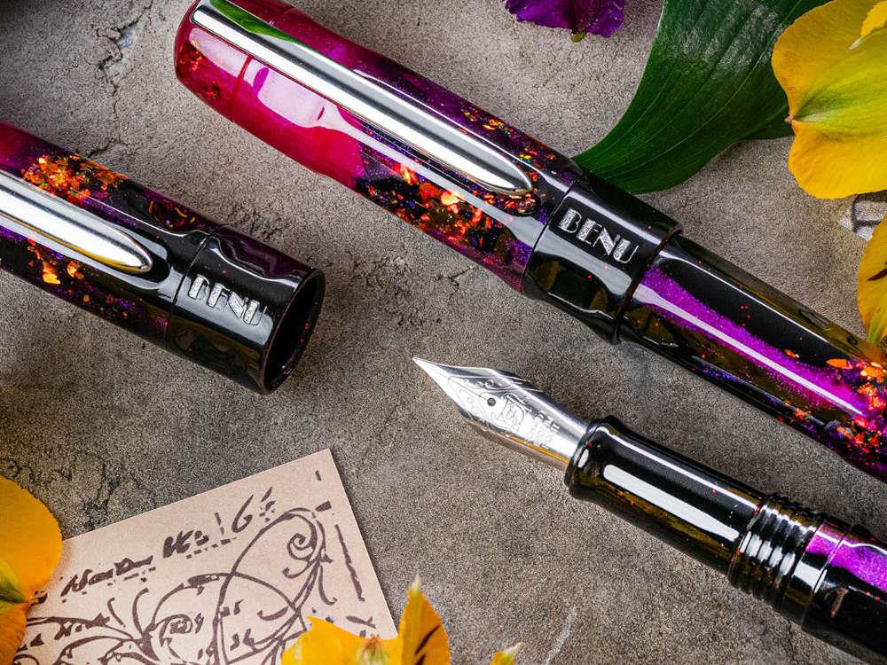 Pluma Estilográfica Benu Talisman Lily of the Incas, Rosa, 19.2.23.5.0