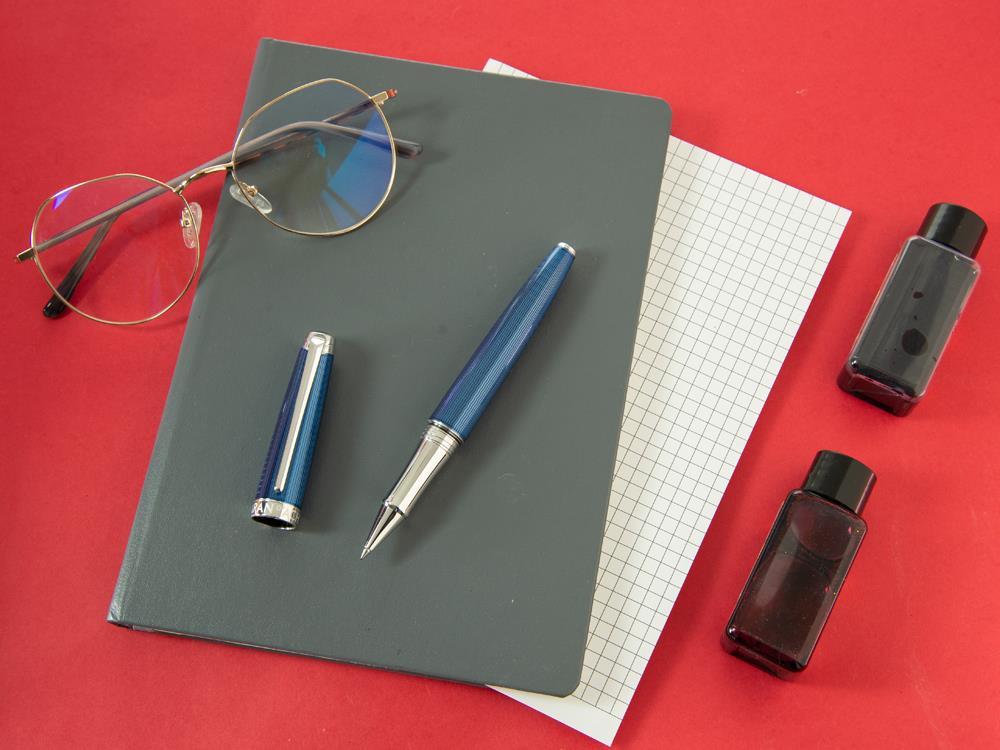 Roller Caran d´Ache Léman Grand Bleu, Laca, Adornos en Rodio, 4779.168