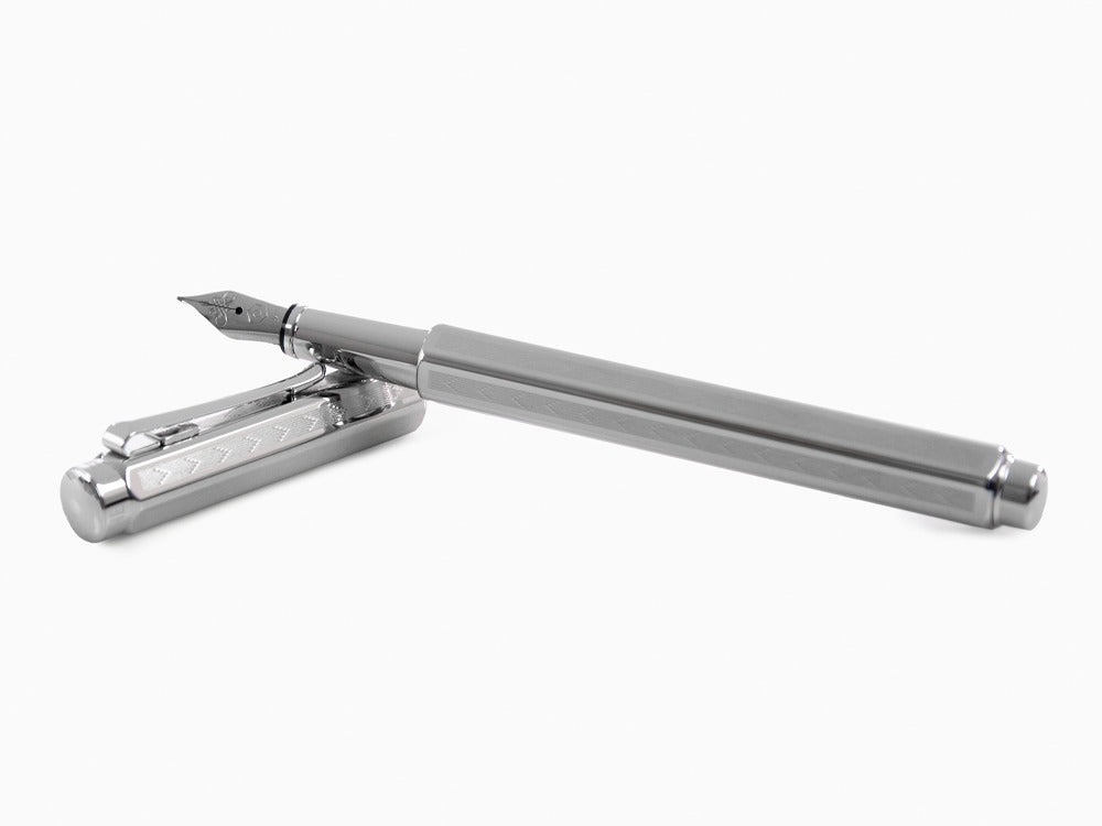 Estilográfica Caran d´Ache Ecridor Chevron, Paladio, Plata, 958.286