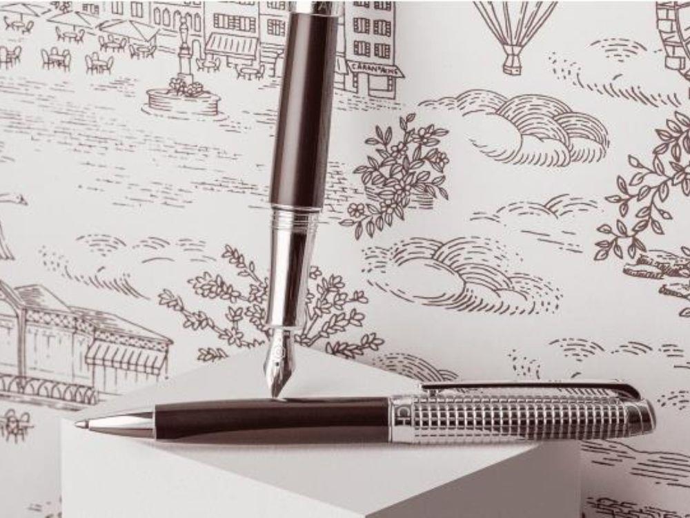 Pluma Estilográfica Caran d'Ache Léman Toile de Jouy & Estuche de Piel