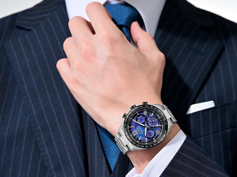 Reloj de Cuarzo Citizen Satellite Wave Attesa, Edición Limitada, CC4075-50L