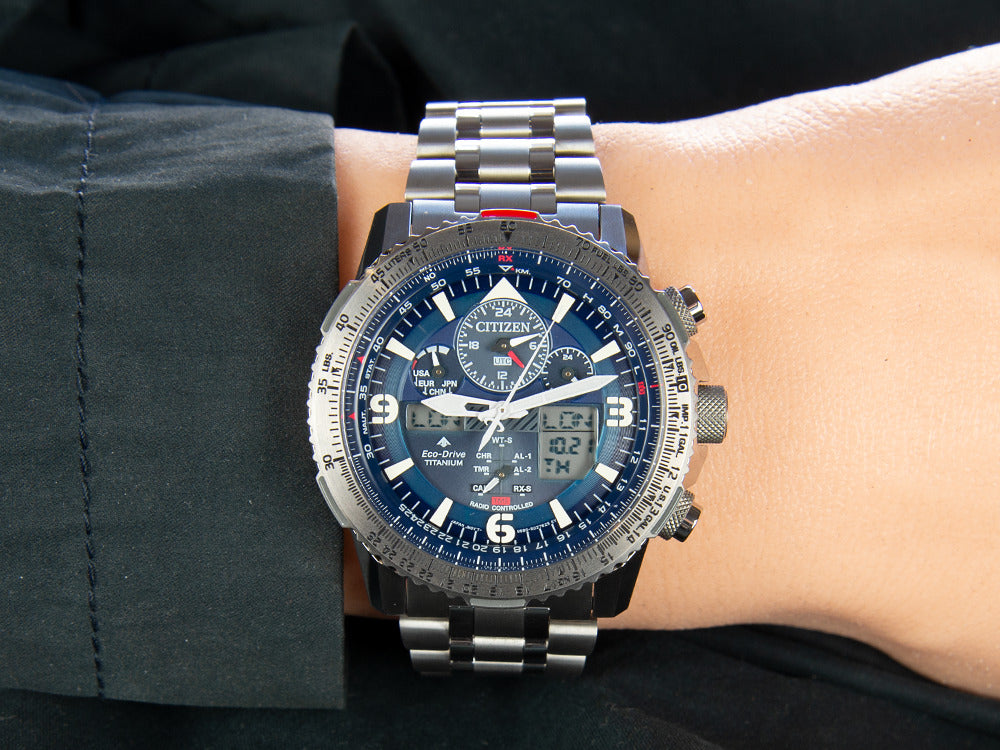 Reloj de Cuarzo Citizen Radio Controlled, Eco Drive, Azul, 20 atm, JY8100-80L