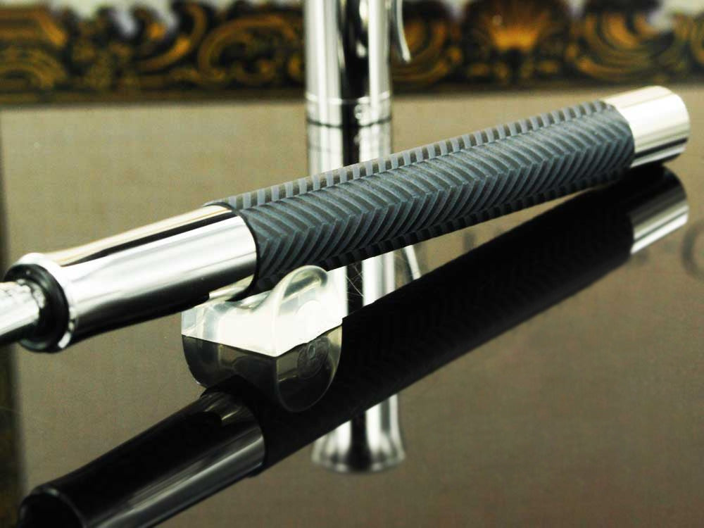 Estilográfica Graf von Faber-Castell Guilloche Ciselé, Antracita, 146700