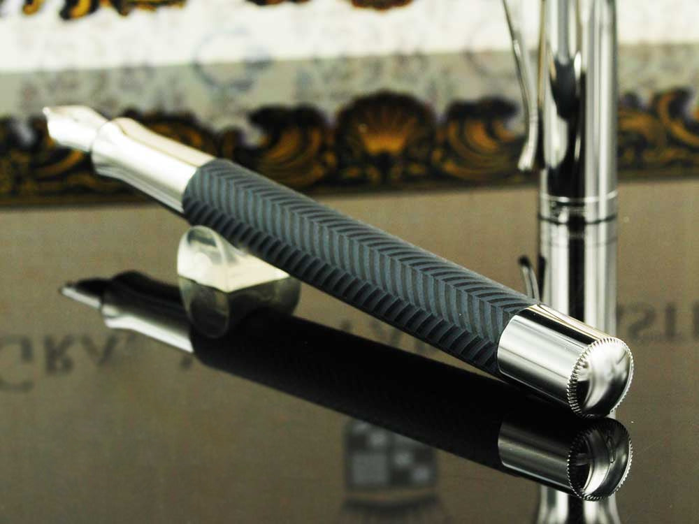 Estilográfica Graf von Faber-Castell Guilloche Ciselé, Antracita, 146700