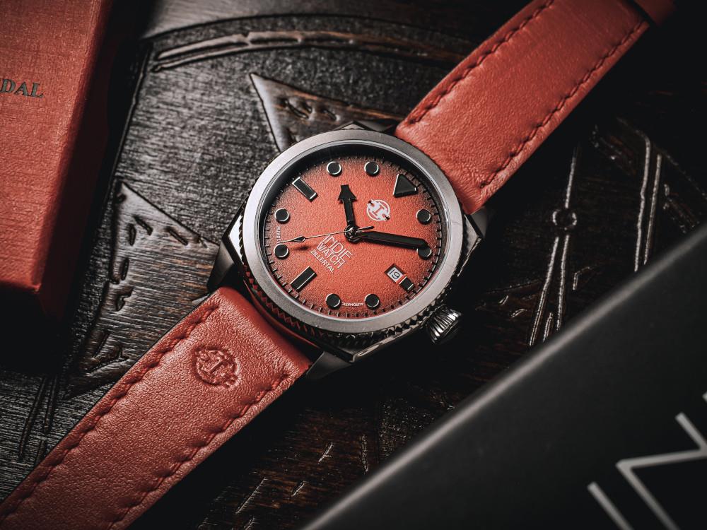 Reloj Automático Indie Watch Zillertal, Rojo, 40 mm, 163T
