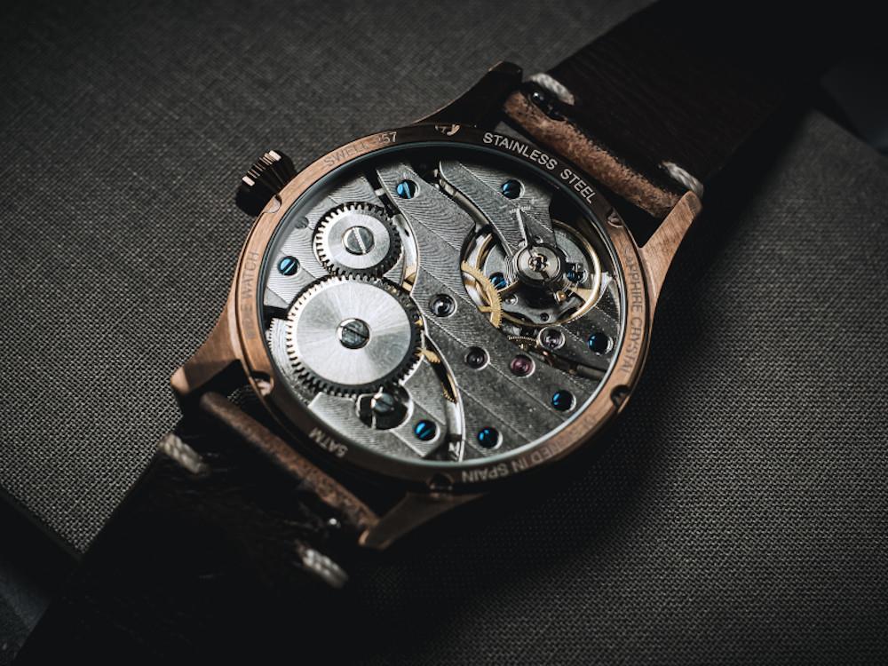 Reloj Automático Indie Watch Swell, PVD Bronce, Rojo, 42 mm, 257YB