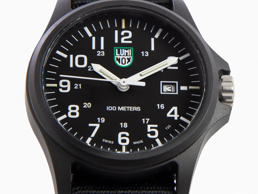 Reloj de Cuarzo Luminox G-Collection Patagonia, Negro, 43mm, X2.2401.NB