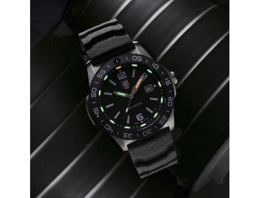 Reloj de Cuarzo Luminox Sea Pacific Diver, CARBONOX, Negro, 44 mm, XS.3121