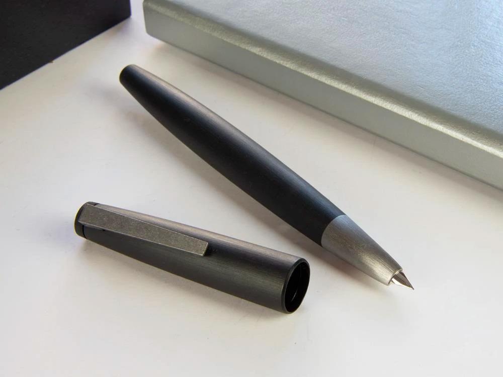 Pluma Estilográfica Lamy 2000, Makrolon, Cepillado mate, Negro, 1201351