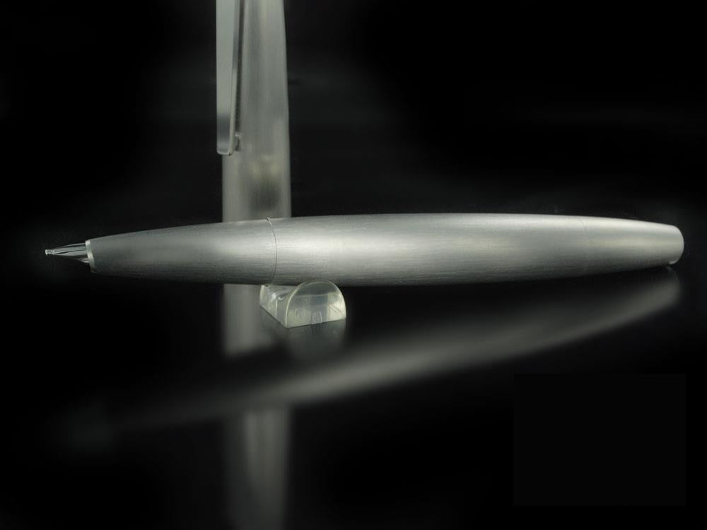 Pluma Estilográfica Lamy 2000,  Adornos en platino, Mate, 1224127