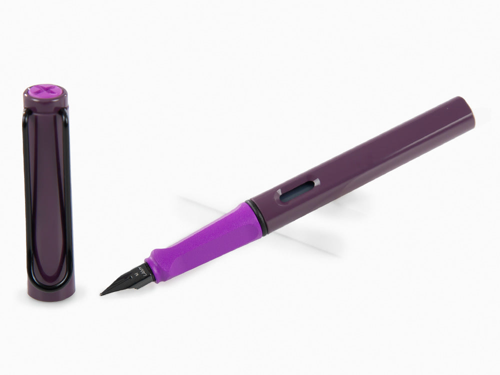 Pluma Estilográfica Lamy Safari Violet Blackberry, Resina Negra, 1238385