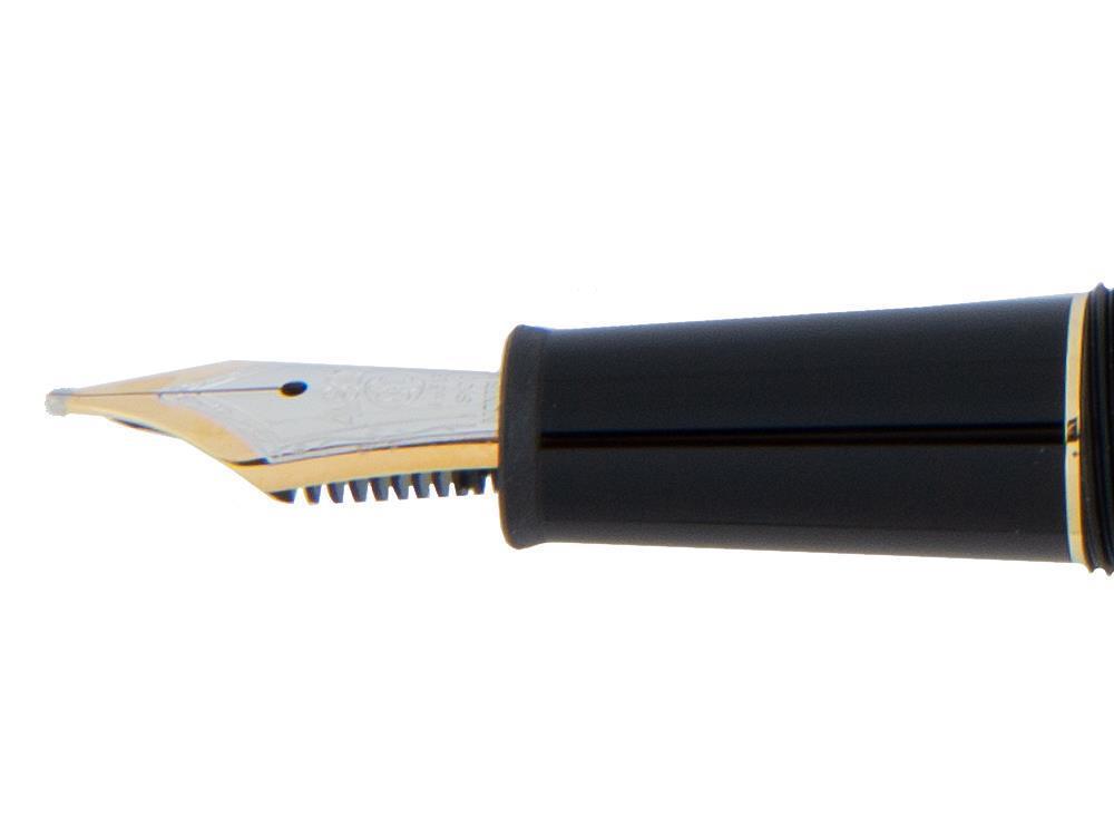 Estilográfica Montblanc Meisterstück Classique, Adornos oro, 132464