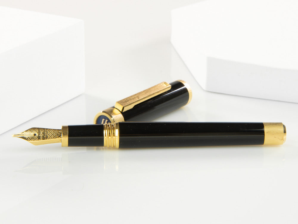 Pluma Estilográfica Montegrappa Zero, Resina Negra, Adorno oro, ISZEI-IY