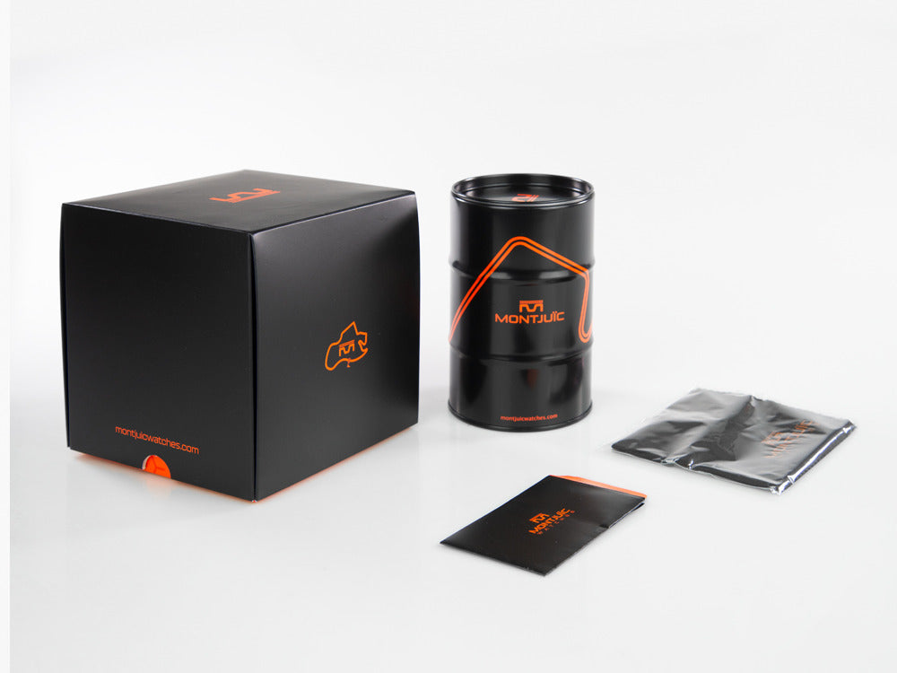 Reloj de Cuarzo Montjuic X Momo Design Urban Pilot Red, MJ2.1007MOMO.B