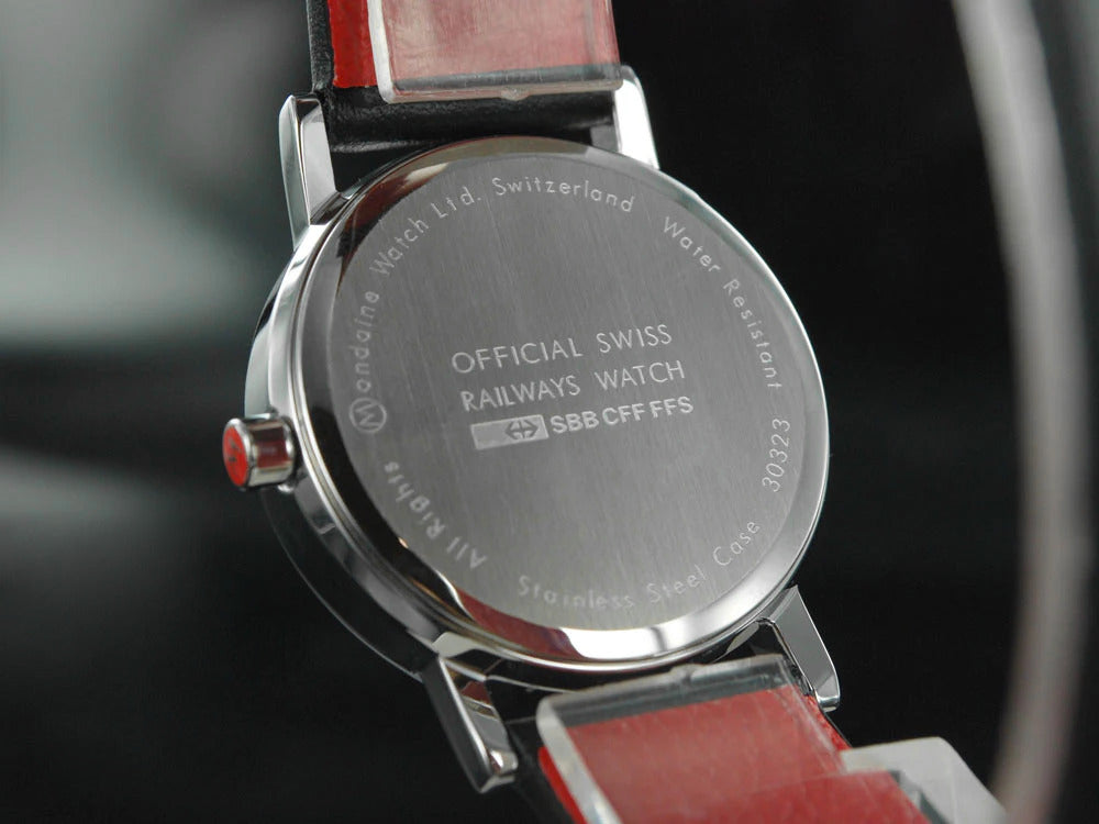 Reloj de cuarzo Mondaine SBB Classic, Acero inoxidable pulido, Cristal mineral