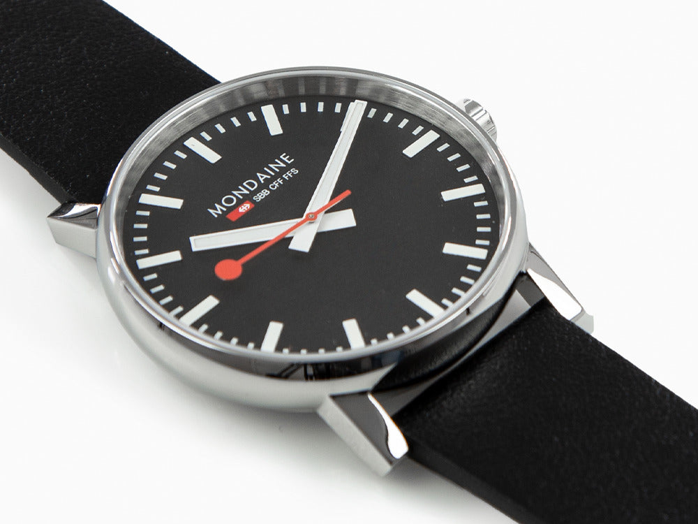 Reloj de Cuarzo Mondaine SBB Evo, Acero pulido, Negro, 43 mm MSE.43120.LB