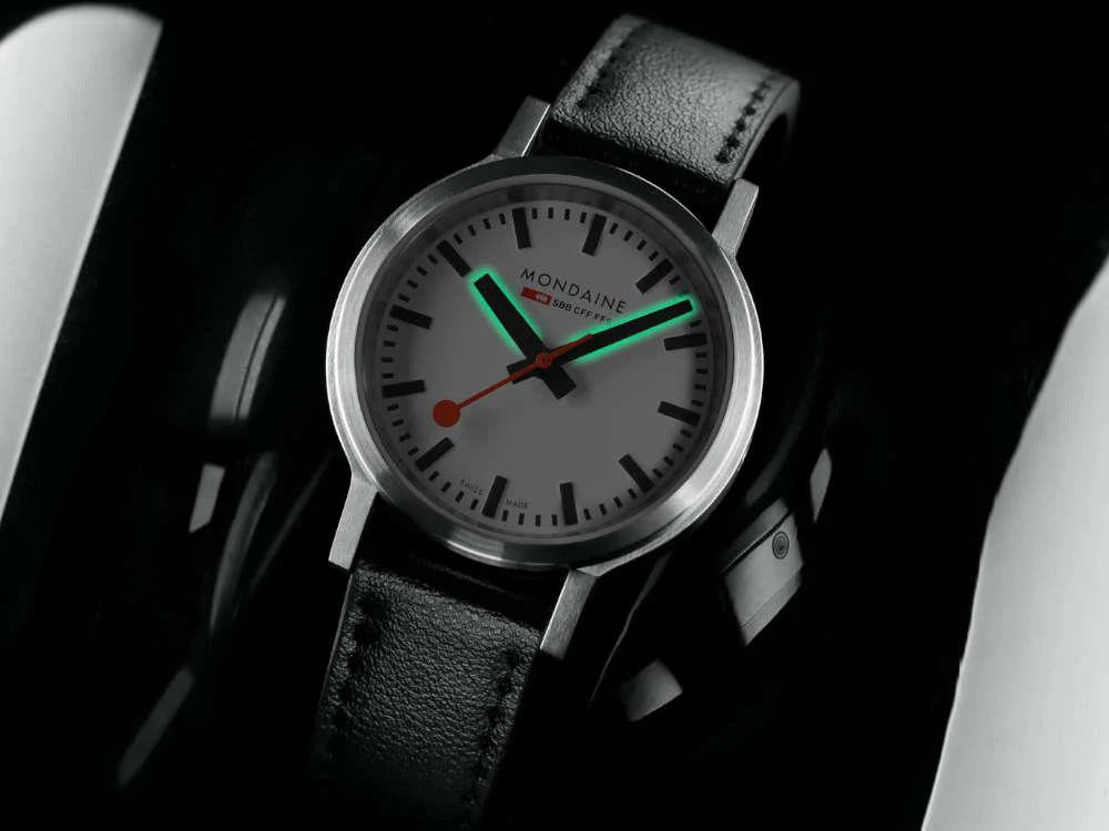 Reloj de Cuarzo Mondaine SBB Stop2go, Blanco, 34 mm, 3 atm, MST.3401B.LBV.SET