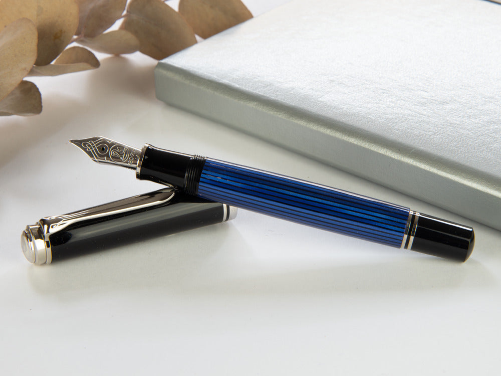 Pluma Estilográfica Pelikan Souverän M 805 - Negro/Azul, 933630