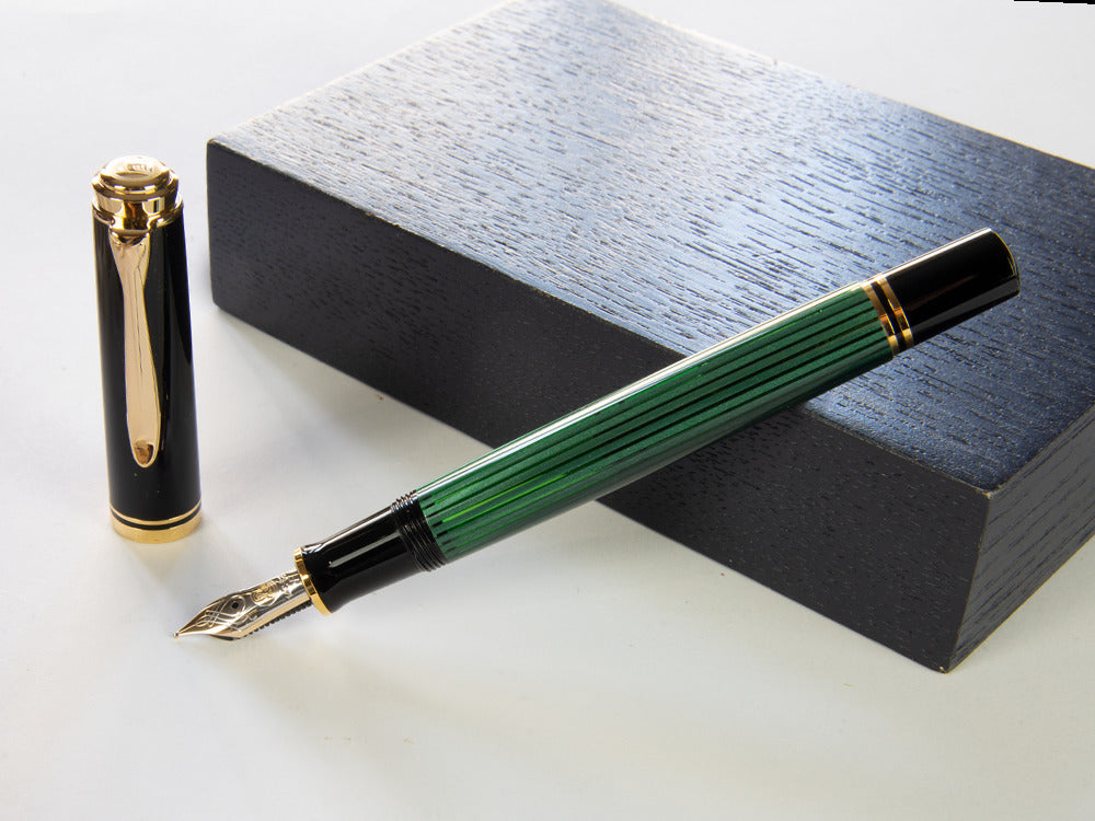Pluma Estilográfica Pelikan Souverän M400- Negro/Verde, 994863