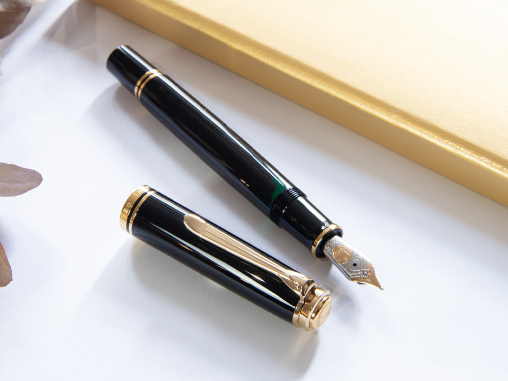 Pluma Estilográfica Pelikan M800, Resina Negra, Plumín 18K, 995571