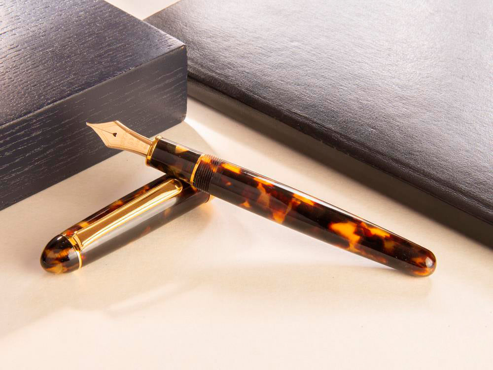 Pluma Estilográfica Platinum Celluloid Tortoise, Oro, PTB-35000S-62