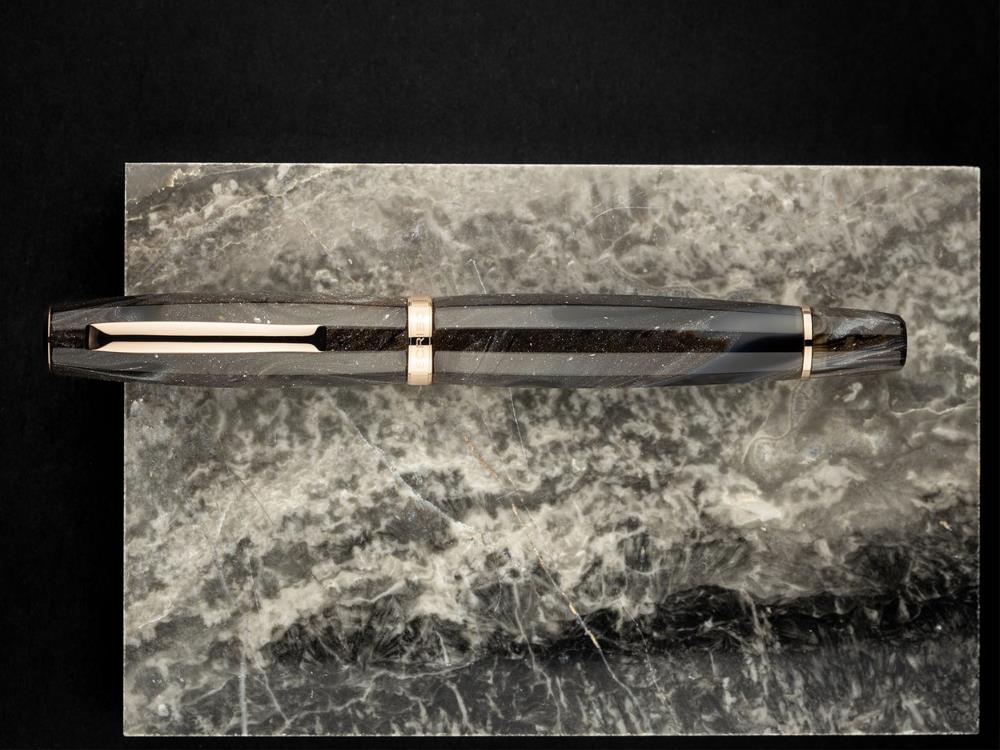 Pluma Scribo Feel Nova Stella 14K, Edición Limitada, FEEFP50RG1403