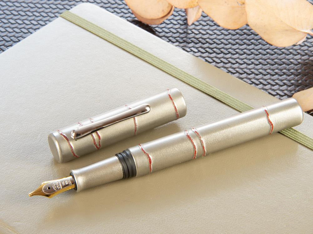Pluma Estilográfica Taccia Kaga-Wajima White Birch, Edición Limitada