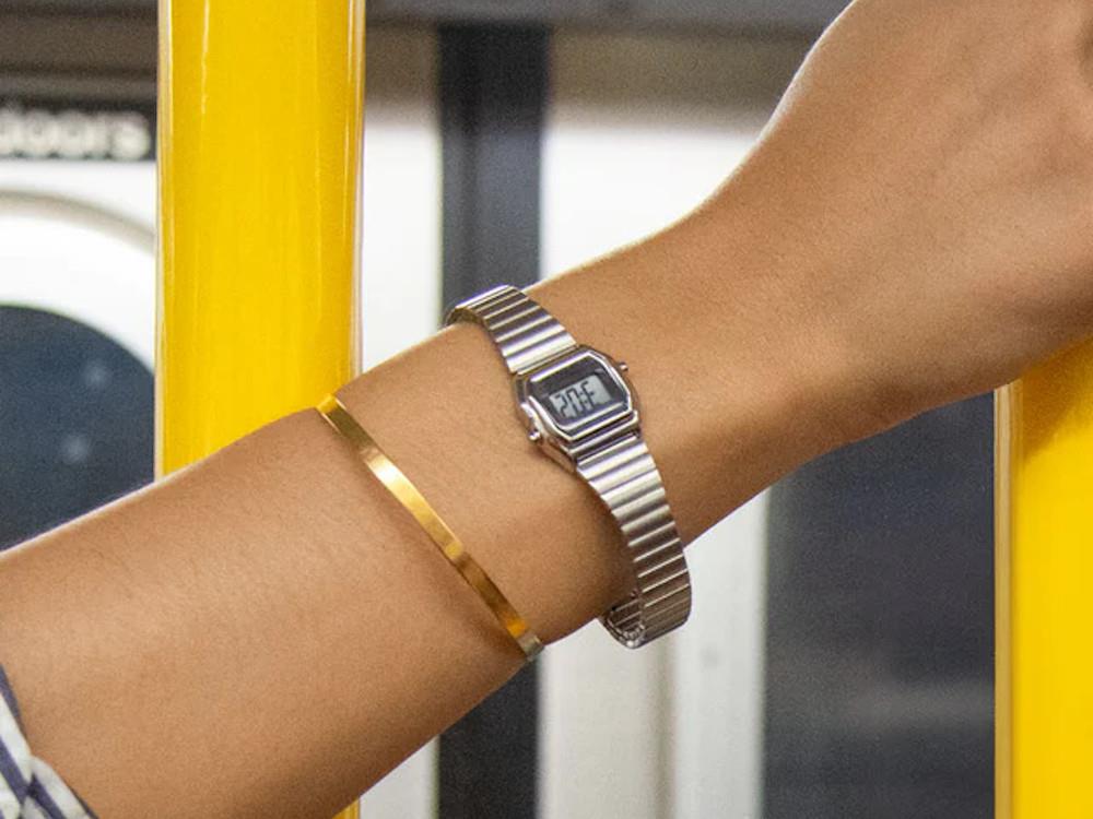 Reloj de Cuarzo Timex T80 Dimepiece,  TW2Y46500