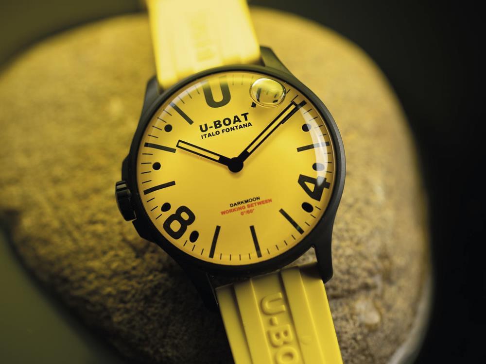 Reloj de Cuarzo U-Boat Darkmoon Capsoil, PVD, PVD, 44 mm, Amarillo, 8967