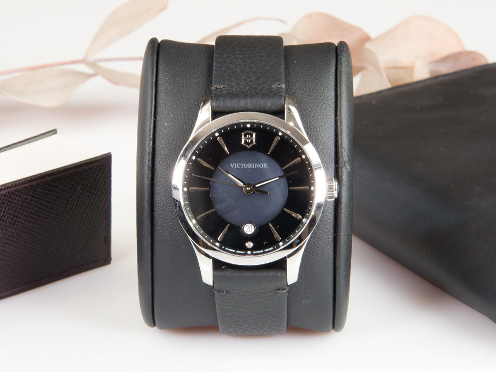 Reloj de Cuarzo Victorinox Alliance Small Ladies, Madre Perla, 35mm, V241754