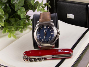 Reloj Automático Victorinox I.N.O.X., Acero, Azul, 43 mm, 20 atm, V241834