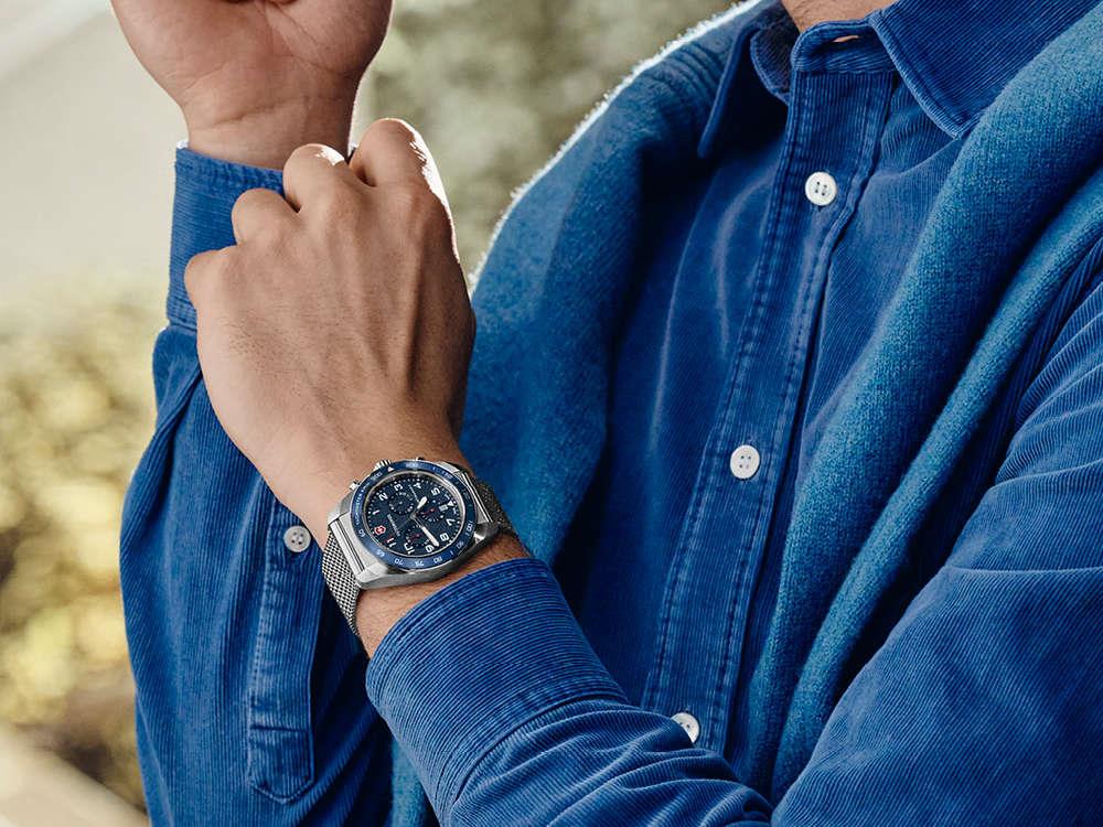 Reloj de Cuarzo Victorinox Swiss Army, Azul, 42 mm, Cronógrafo, V242049