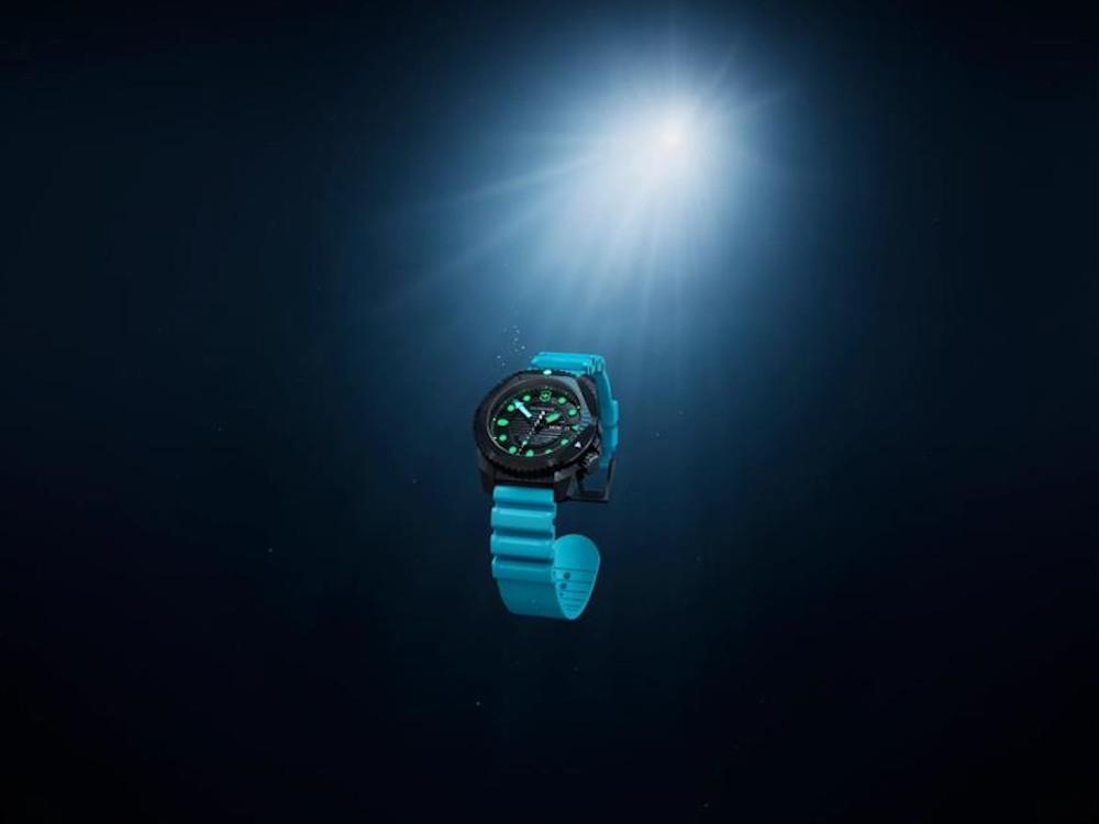 Reloj Automático Victorinox Dive Pro, Titanio, Negro, 43 mm, V242071