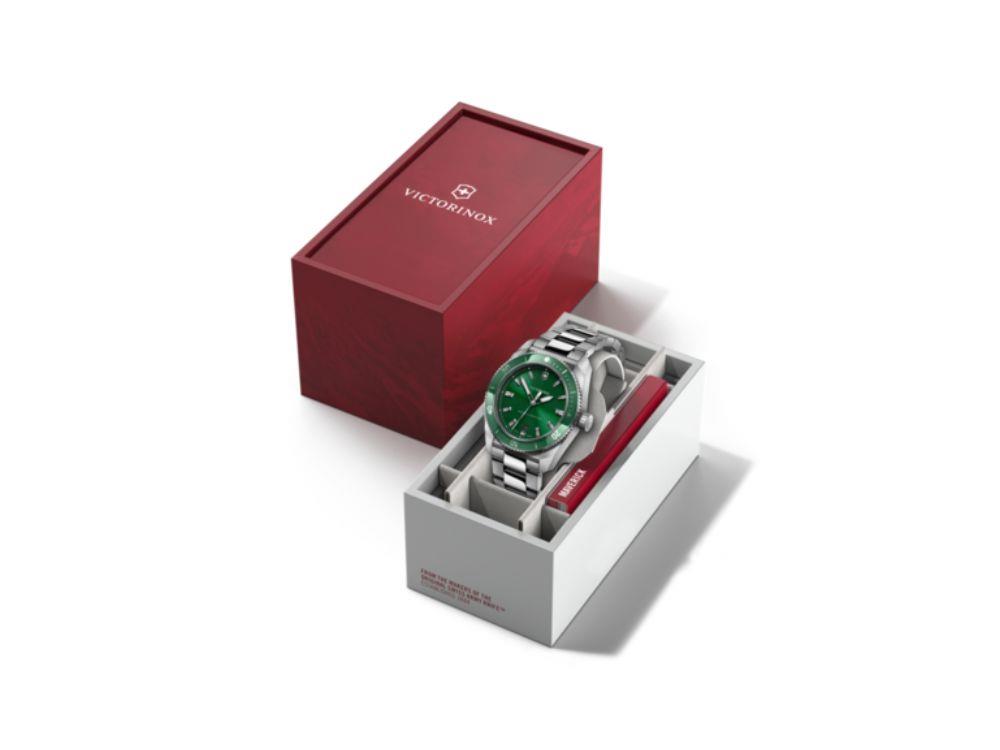 Reloj de Cuarzo Victorinox Maverick, Acero Inoxidable 316L, Verde, 39 mm,V242096